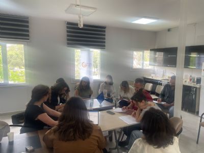 Hatay’da Afet Yönetimi ve Toplumsal Cinsiyet Eşitliğini Konuşmak için Bir Araya Geldik  | Cinsiyet Eşitliği İzleme Platformu